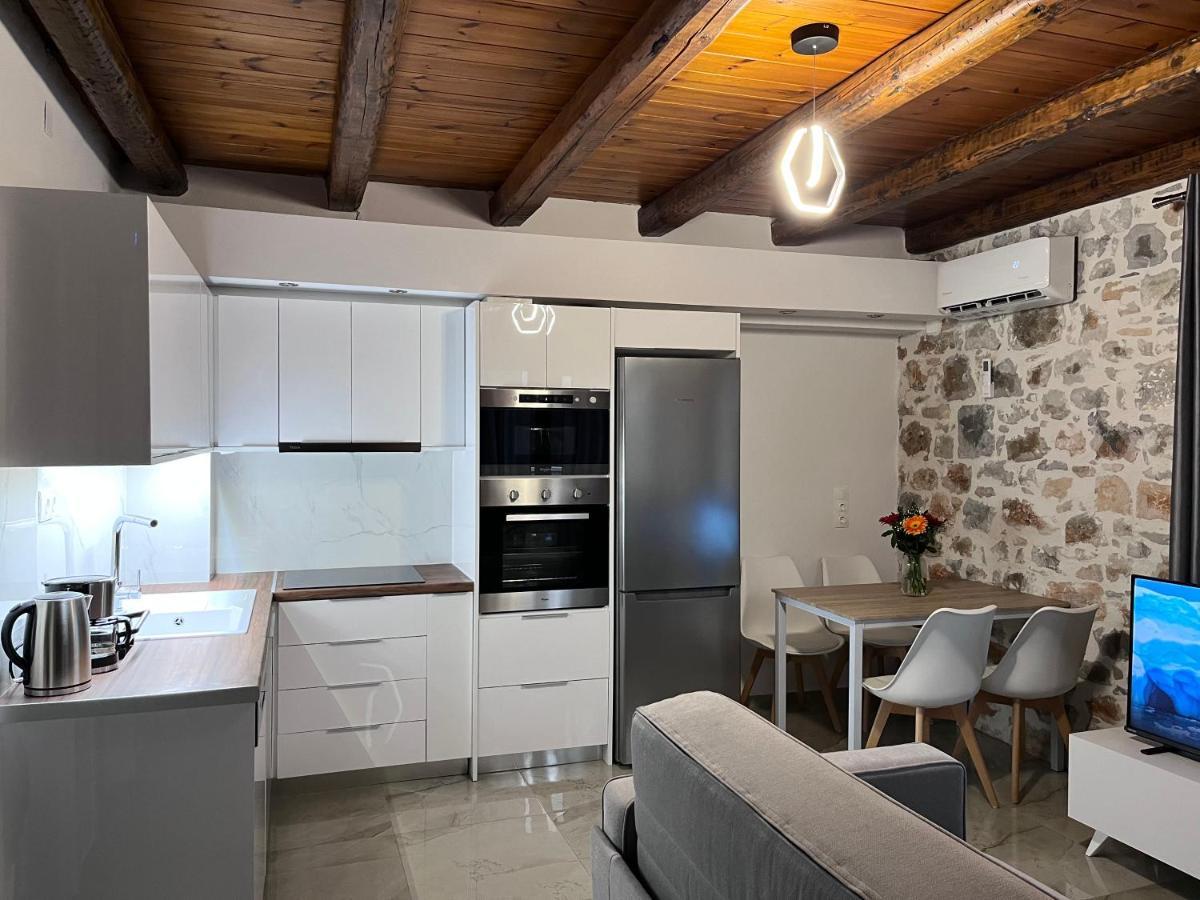 Double Bee Villa With Private Pool Agios Konstantinos  エクステリア 写真