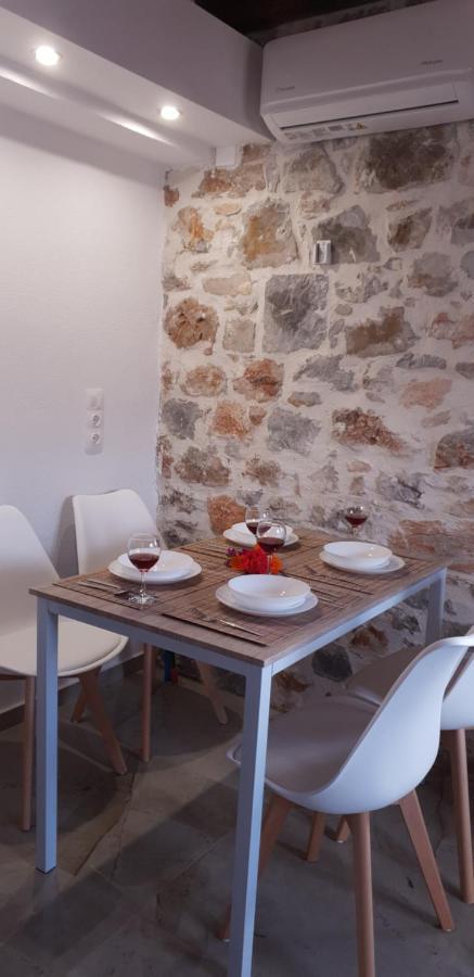 Double Bee Villa With Private Pool Agios Konstantinos  エクステリア 写真