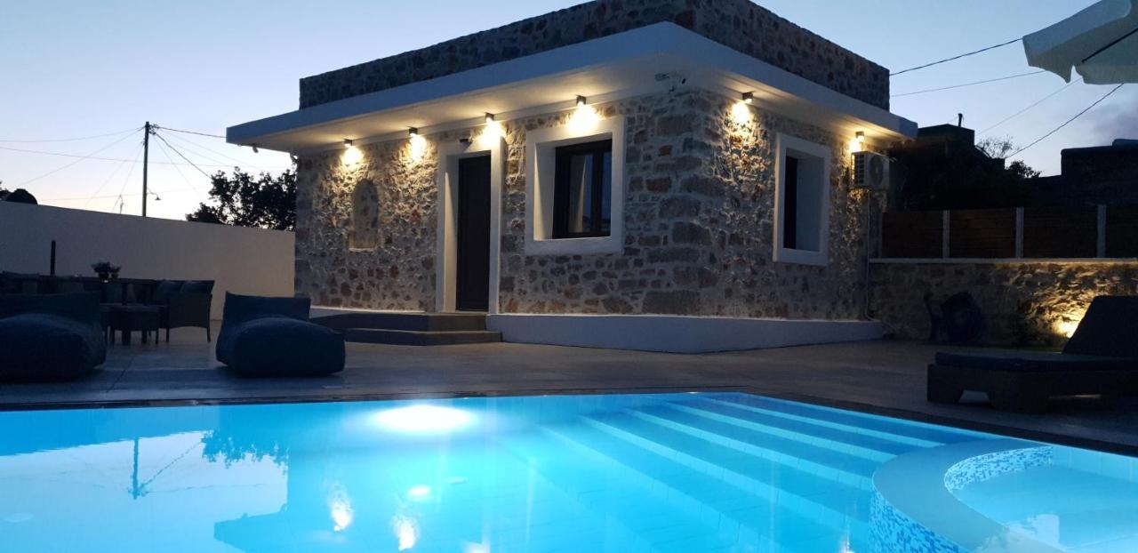 Double Bee Villa With Private Pool Agios Konstantinos  エクステリア 写真